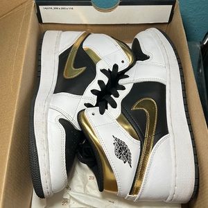 jordan 1 Mids